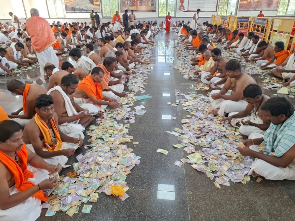 శ్రీ మఠం హుండీ ఆదాయం రూ. 3.71 కోట్లు