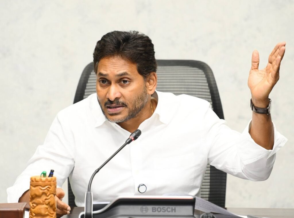 మంత్రి లోకేష్ రాజీనామా చేయాలి : వైఎస్ జగన్